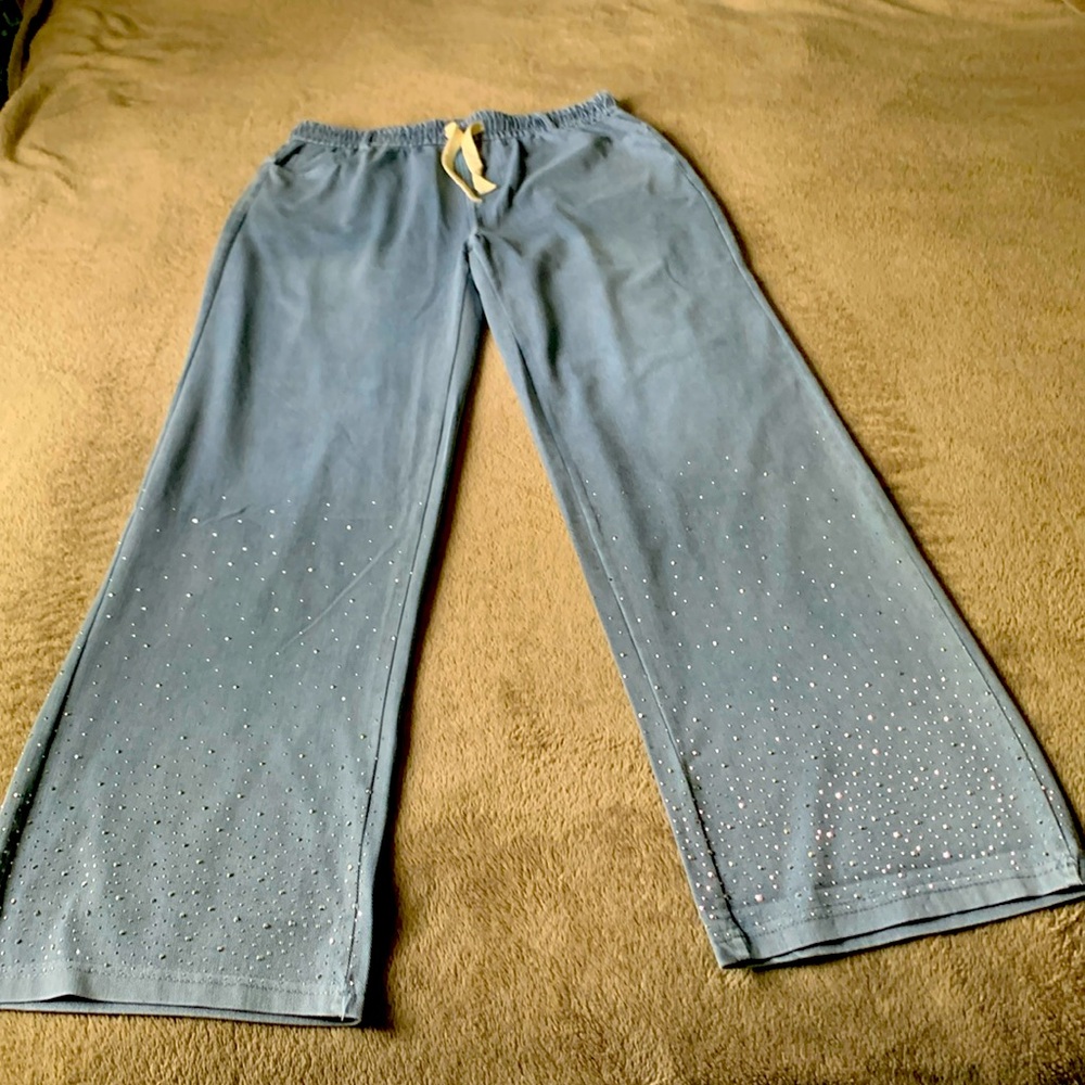 ONESIZE, Brand new stretchable women’s pants, jeans stile looking like